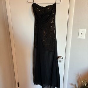 Strapless Formal Dress